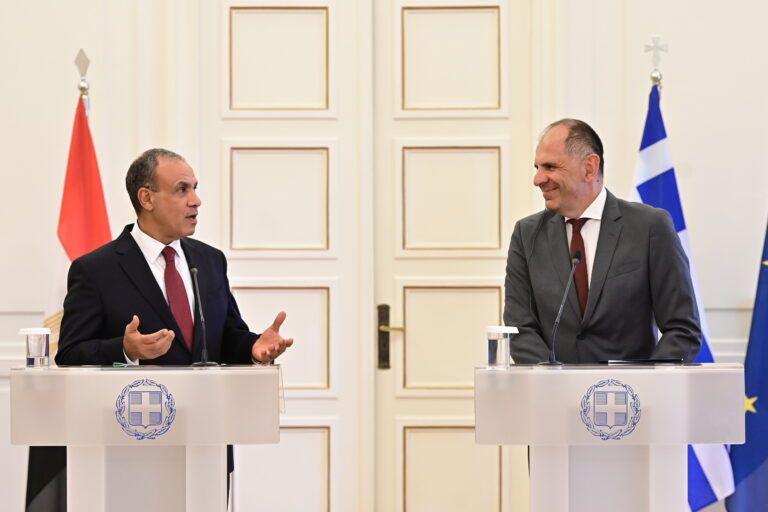 Ελλάδα και Αίγυπτος αρχίζουν τις συζητήσεις για την επέκταση της οριοθέτησης της Αποκλειστικής Οικονομικής Ζώνης