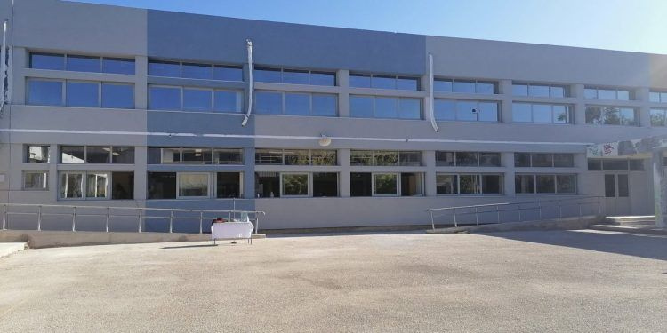 Στηρίζουν τα παιδιά που πήραν αποβολές επειδή… δεν έκαναν κατάληψη!