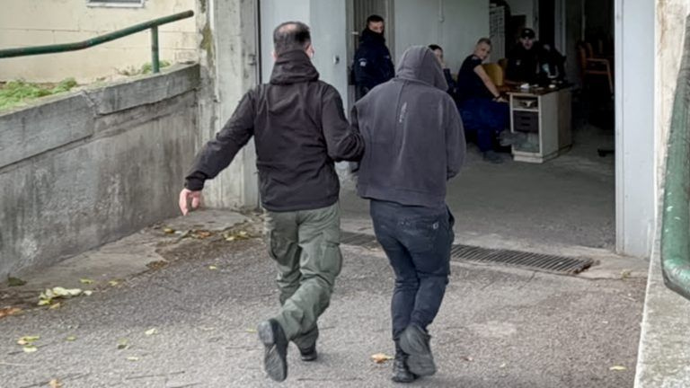 Θάνατος 20χρονης από ναρκωτικά: Για συναινετική χρήση έκανε λόγο στην απολογία του ο 20χρονος φίλος της