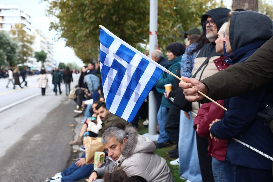 Η παρέλαση της 28ης Οκτωβρίου στα Μάλια είχε συνέχεια… με καταγγελία για χειροδικία αντιδημάρχου
