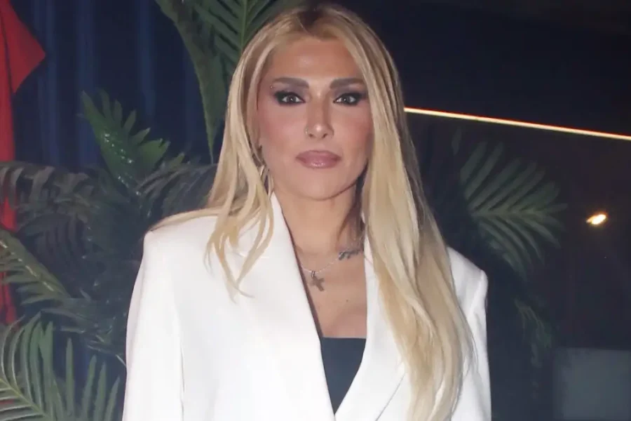 Η Αγγελική Ηλιάδη καλεί τους γονείς να ξεσηκωθούν: «Δεν είναι γονείς δύο άντρες και δύο γυναίκες μαζί»
