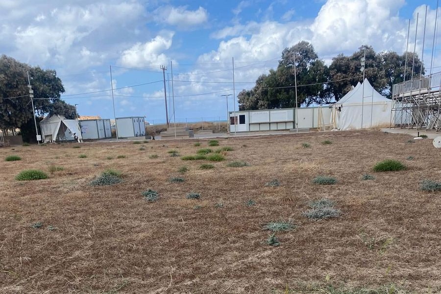 Karteros Beach Sports Center: 4 εκατομμύρια ευρώ στα σκουπίδια