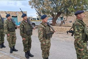 Γαύδος: Η γαλανόλευκη στο Μνημείο Πεσόντων – Ο εορτασμός της 28ης Οκτωβρίου στο νοτιότερο άκρο της Ελλάδας