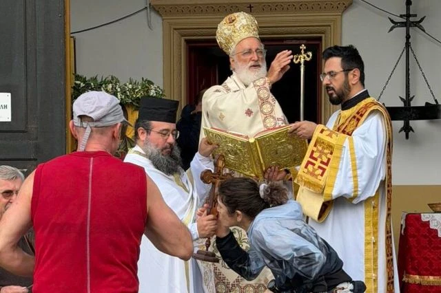 «Έτρεξαν» με την ευλογία της Αγίας Μαρίνας στον Ημιμαραθώνιο Κρήτης (pics)