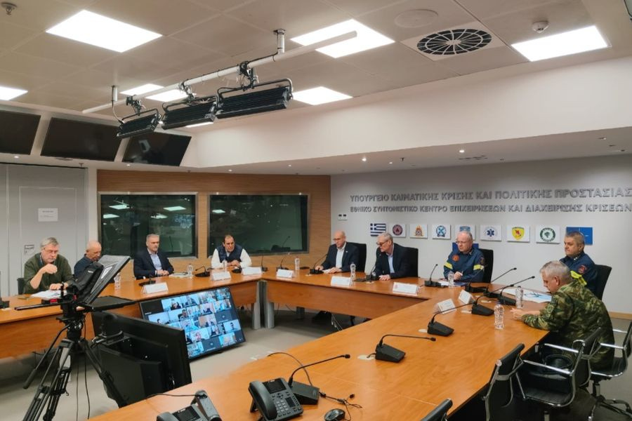 Ευ. Τουρνάς: Προετοιμαζόμαστε για το νέο κύμα κακοκαιρίας στην Κρήτη – Πάνω απ’ όλα η ανθρώπινη ζωή