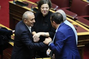 Επέστρεψε στα βουλευτικά έδρανα ο Σωκράτης Βαρδάκης