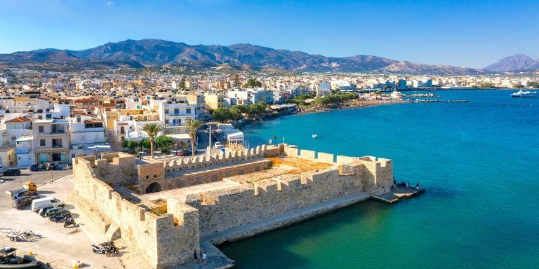 Η Ιεράπετρα φιλοξενεί το 14ο Πανελλήνιο Φεστιβάλ Ερασιτεχνικού Θεάτρου