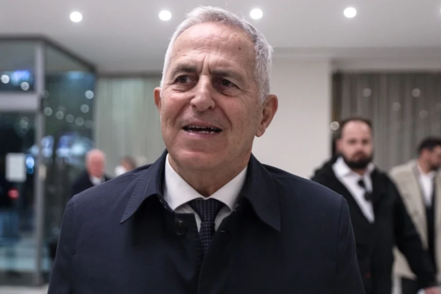 Την προσχώρηση του Ευάγγελου Αποστολάκη στο ΠΑΣΟΚ ανακοινώνει αύριο ο Νίκος Ανδρουλάκης