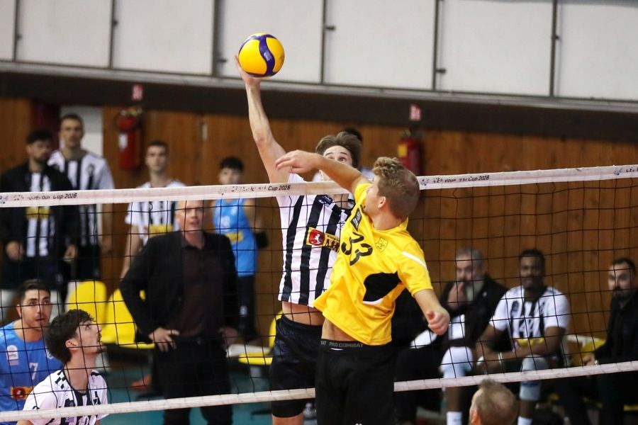 Βόλεϊ: Με την Καλαμάτα στα προημιτελικά του League Cup ο ΟΦΗ