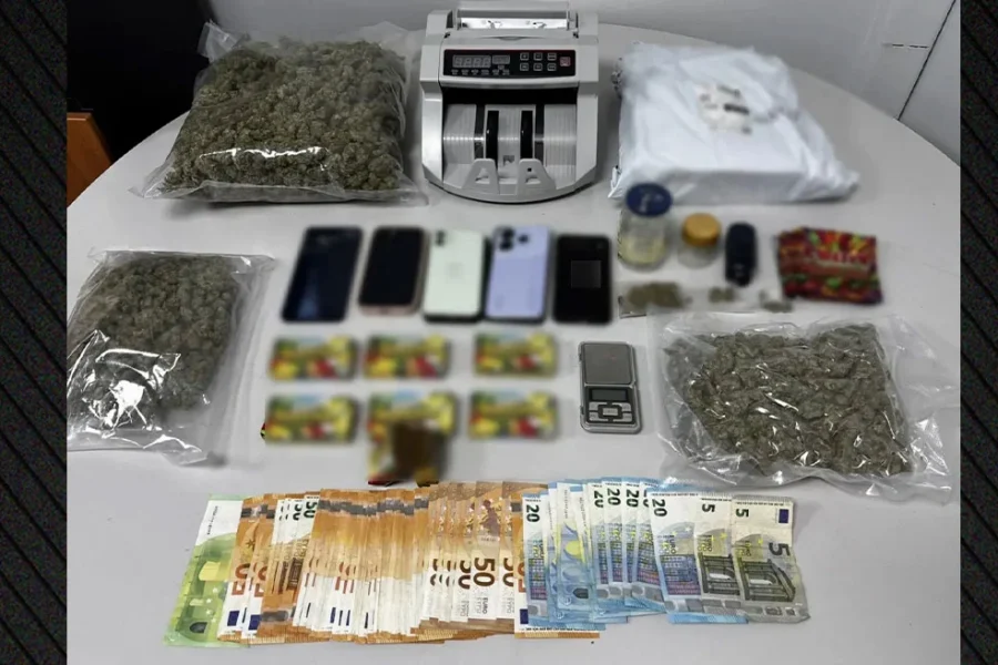 Θεσσαλονίκη: Τρεις συλλήψεις για διακίνηση ναρκωτικών μέσω ταχυδρομικών δεμάτων