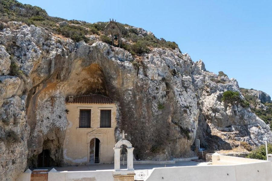 Ξεκινούν τα μαθήματα στις Σχολές της Ιεράς Μητρόπολης Ιεραπύτνης και Σητείας