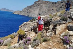 Γερμανός τουρίστας έπεσε σε γκρεμό στα Σφακιά