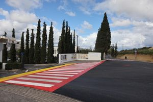 Ολοκληρώθηκε η υπερυψωμένη διάβαση στην οδό Ν. Πλαστήρα για ασφαλέστερη πρόσβαση στο ΙΤΕ
