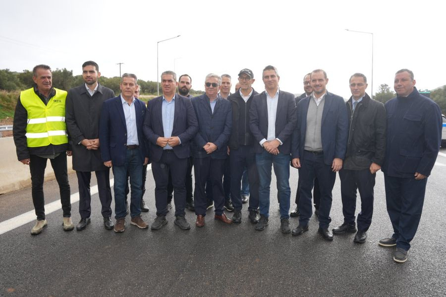 Εγκαινιάστηκαν τα 10 χλμ. Νεάπολη-Άγιος Νικόλαος – Σιγή ιχθύος από τα κυβερνητικά στελέχη για τη σήραγγα στο Σεληνάρι