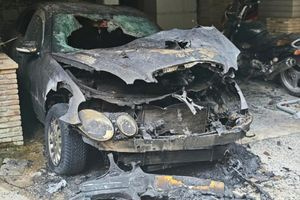 Συνελήφθη ο 34χρονος που φέρεται να έδωσε εντολή για τον εμπρησμό στο αυτοκίνητο αντιδημάρχου Ζωγράφου