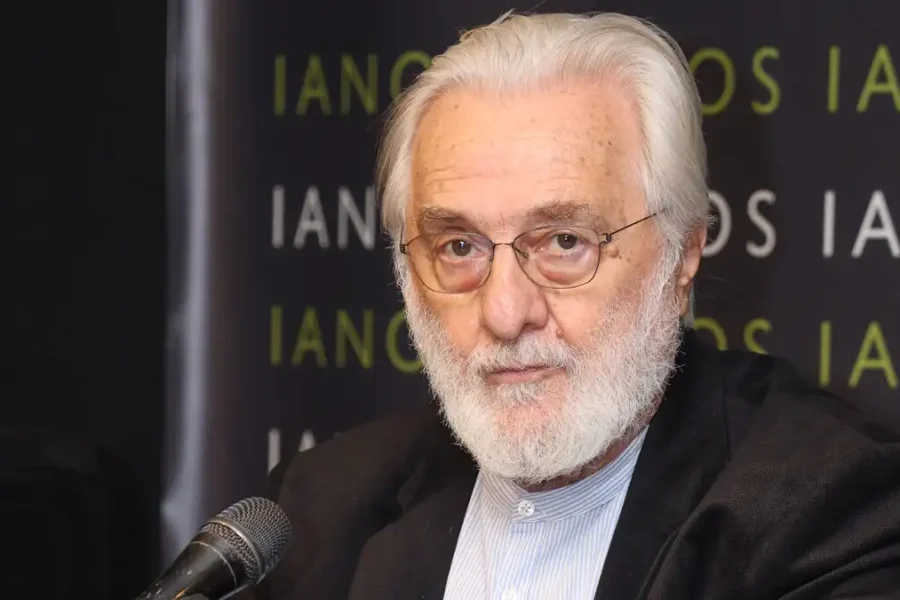 Γιάννης Σμαραγδής: «Το σενάριο για τον “Κολοκοτρώνη” έχει τελειώσει, είμαστε στο στάδιο να βρούμε τα χρήματα»