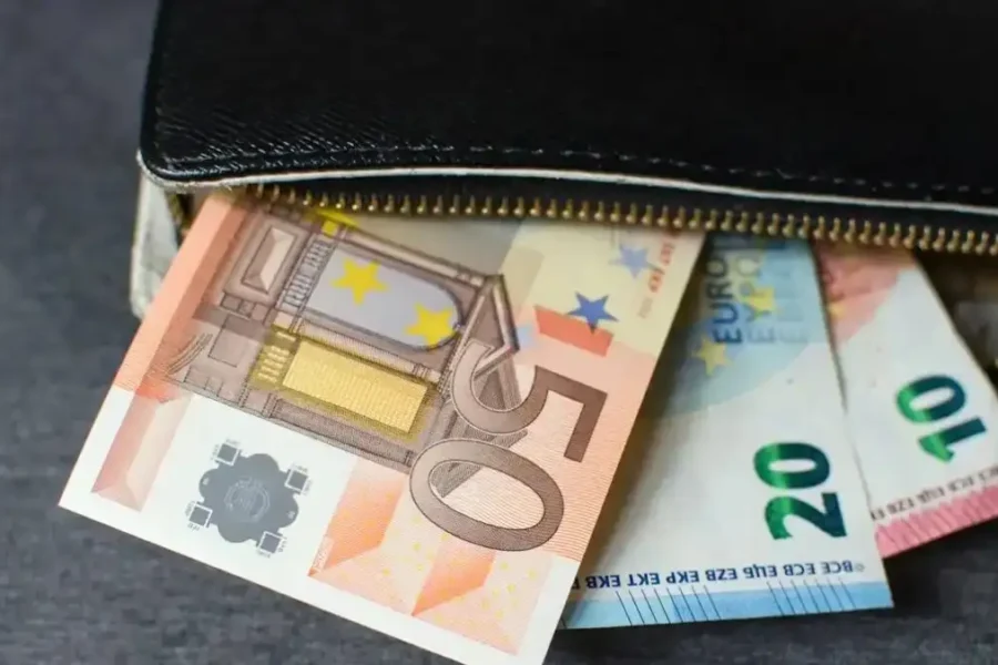 Σε έναν χρόνο η απαλλαγή από τα χρέη της πτώχευσης – Ποιες οφειλές εξαιρούνται
