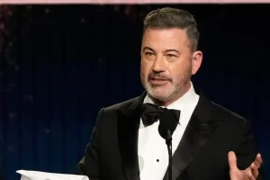 Τζίμι Κίμελ για Κίμπερλι Γκιλφόιλ: «Η πρώτη που την παράτησαν δύο Ντόναλντ Τραμπ – Καημένη, αυτό πονάει»