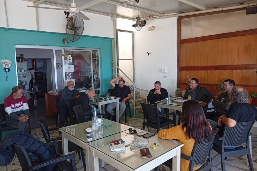Συνάντηση Μανώλη Συντυχάκη με τους επαγγελματίες εστίασης του Κερατόκαμπου και του Καστρίου