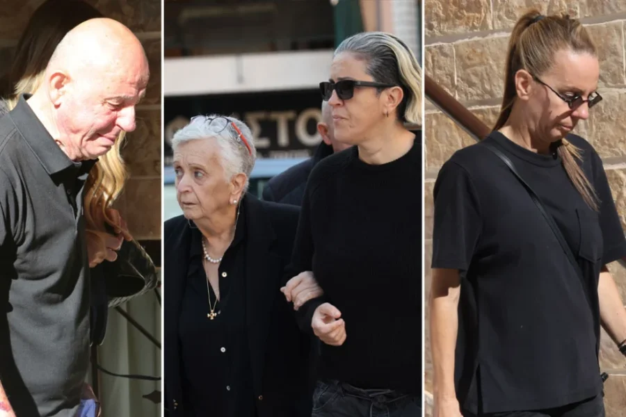 Συγκίνηση στο μνημόσυνο του Γιώργου Μαζωνάκη στη Νίκαια: Με δάκρυα στα μάτια η οικογένειά του, κόσμος χόρευε έξω από την εκκλησία τραγούδια του