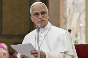 Ολοκληρώθηκε με επιτυχία η επέμβαση στον πνεύμονα του Πάπα Λέοντα