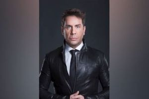 Οι τελευταίες ώρες του Γιώργου Μαζωνάκη στο ιατρείο “φαντασμα”: Το “κοκτέιλ” θανάτου με Προποφόλη και μιδαζολάμη που του χορήγησε η Γάκα