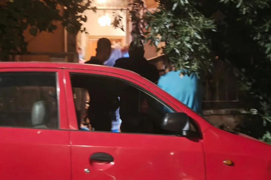 Θρίλερ στο Μενίδι: Νεκρή 89χρονη σε σπίτι, έχει προσαχθεί ο 62χρονος γιος – Θάνατο από ασφυξία «βλέπει» ο ιατροδικαστής
