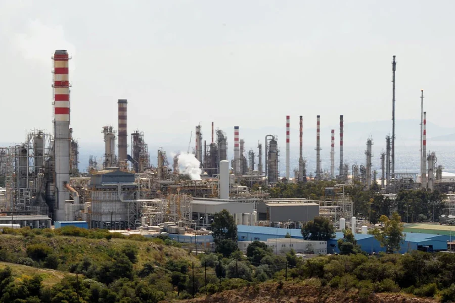 Πέθανε ο ένας από τους δύο τραυματίες της έκρηξης στις εγκαταστάσεις της Motor Oil στους Αγίους Θεοδώρους