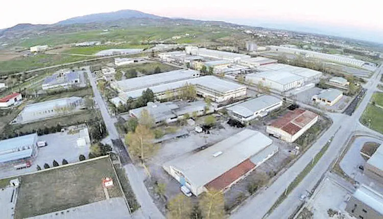 Σε “αναμμένα κάρβουνα” βρίσκονται οι επιχειρήσεις των Μαλάδων και της Φοινικιάς για την επόμενη μέρα μετά το νέο Ειδικό Χωροταξικό Πλαίσιο για τη Βιομηχανία
