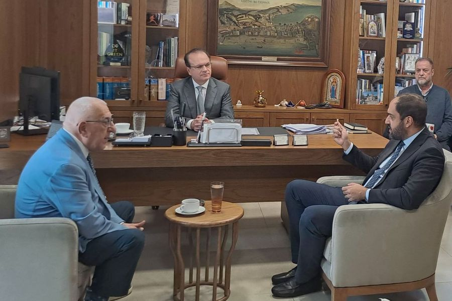 Τον Πρόεδρο της Βουλής των Ελλήνων υποδέχθηκε ο Δήμαρχος Ρεθύμνης
