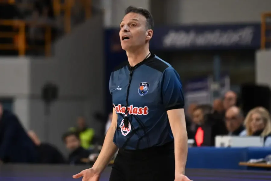 Σκάνδαλο στο μπάσκετ: Ολοκληρώθηκε η απολογία του πρώην διαιτητή Πέτρου Παπαπέτρου