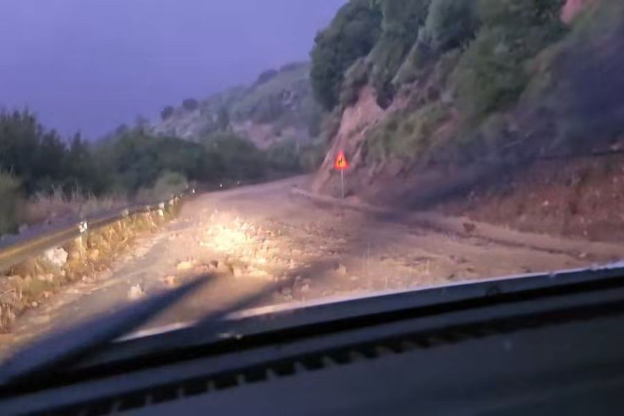 «Red Code» λόγω κακοκαιρίας – Ήχησε το 112 – Αποφυγή μετακινήσεων σε χωριά του Ρεθύμνου (pics&vid)