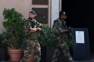 Η Γαλλία βγάζει τον στρατό στους δρόμους ενόψει των νέων διαδηλώσεων το Σάββατο
