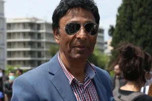 Συνελήφθη ξανά ο τραγουδιστής Βασίλης Παϊτέρης για χρέη προς το Δημόσιο
