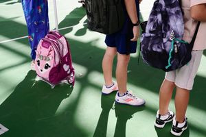 Μεσσαρά: Κοριτσάκι… αναγνώρισε τον αυνανιστή και κάμερα τον “τσάκωσε” να φεύγει με το 4Χ4 – Φώναζε “Ε, ψιτ!” και άρχιζε… το παιχνίδι!