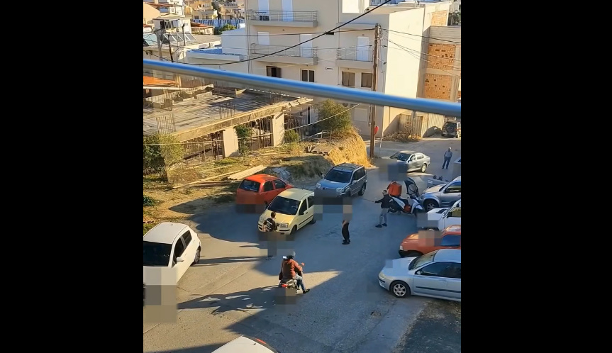 Ηράκλειο: Καβγάς στη μέση του δρόμου μετά από τροχαίο