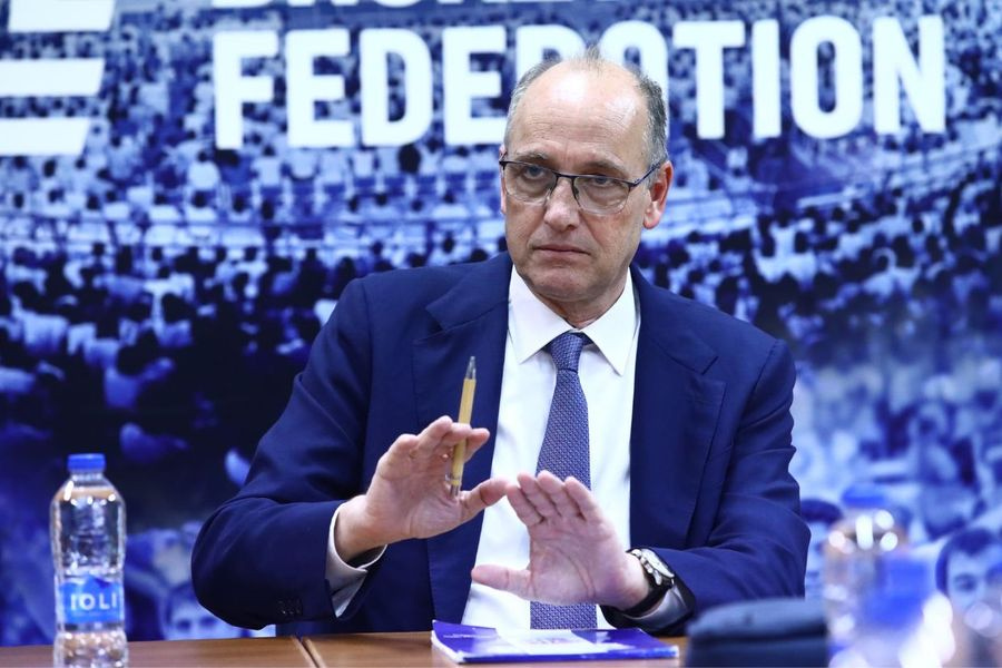 «Σεισμός» στο ελληνικό μπάσκετ: Ένταλμα σύλληψης για τον Βαγγέλη Λιόλιο και άλλα στελέχη της ΕΟΚ