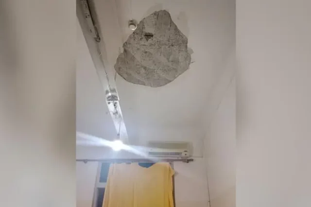 Προληπτικές καθαιρέσεις των σοβάδων από το κεντρικό κτήριο του Βενιζελείου
