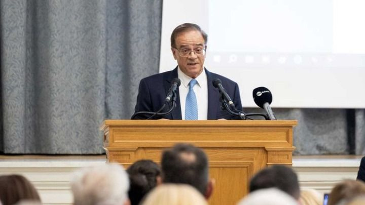 Γκίκας Χαρδούβελης: Ο Μίνως Ζομπανάκης, ξεκίνησε από τις Καλύβες Χανίων και άλλαξε τη διεθνή τραπεζική