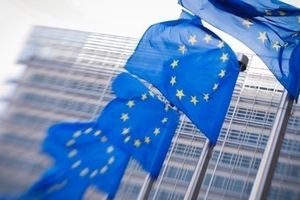 Η Ευρωπαϊκή Επιτροπή για το ενδεχόμενο τριμερούς συνάντησης μεταξύ ΗΠΑ – Ρωσίας – Κίνας για το ουκρανικό