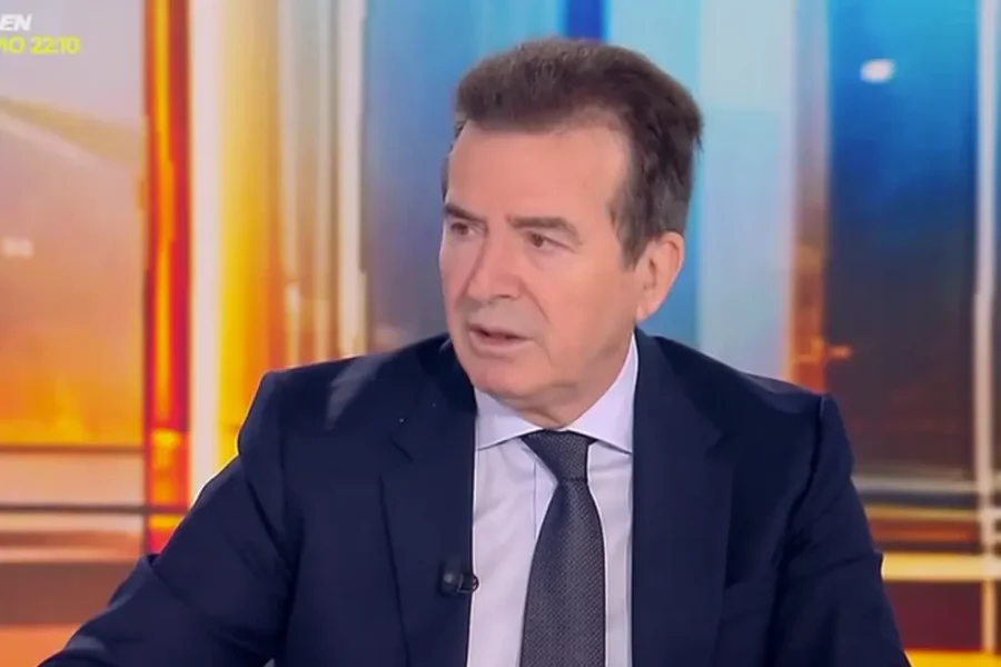 «Ντου» της ΕΛ.ΑΣ. σε σπίτια μεταναστών προανήγγειλε ο Μιχάλης Χρυσοχοΐδης – Θα τους πετάξουμε έξω, να πάνε στην πατρίδα τους